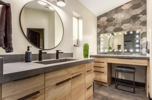 645e7dee62bf2_bathroomremodelpho